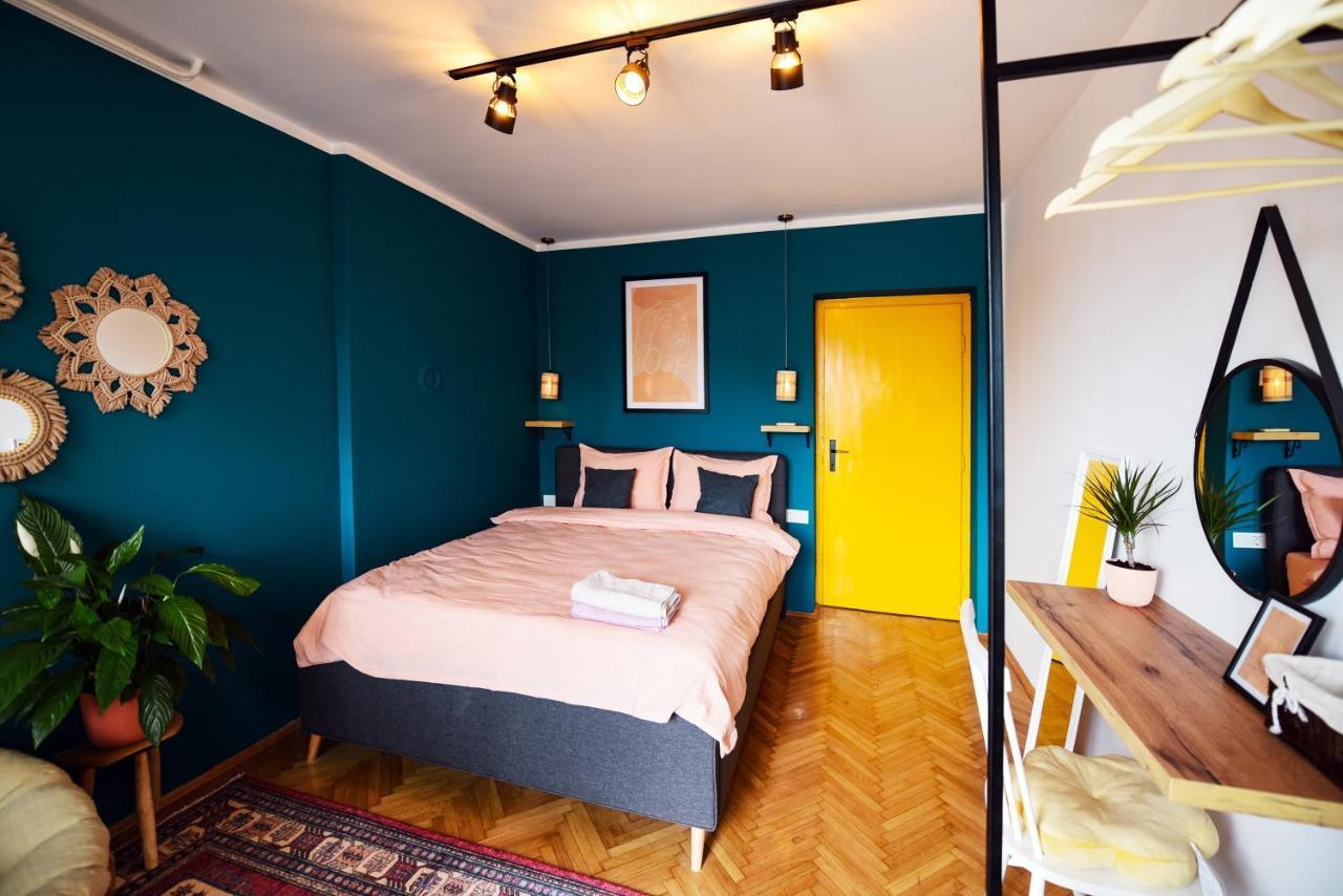 Cozy Bright Central Pristina Exterior photo